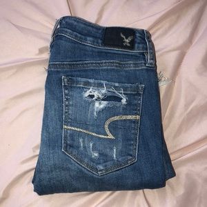 American Eagle Outfitters distressed jeans
